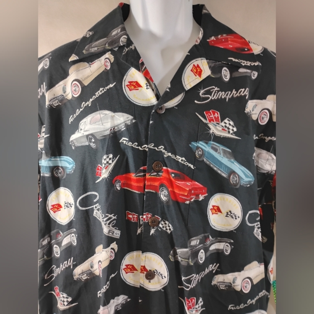 GM David Carey Button Front Size L Corvette Stingray NWT